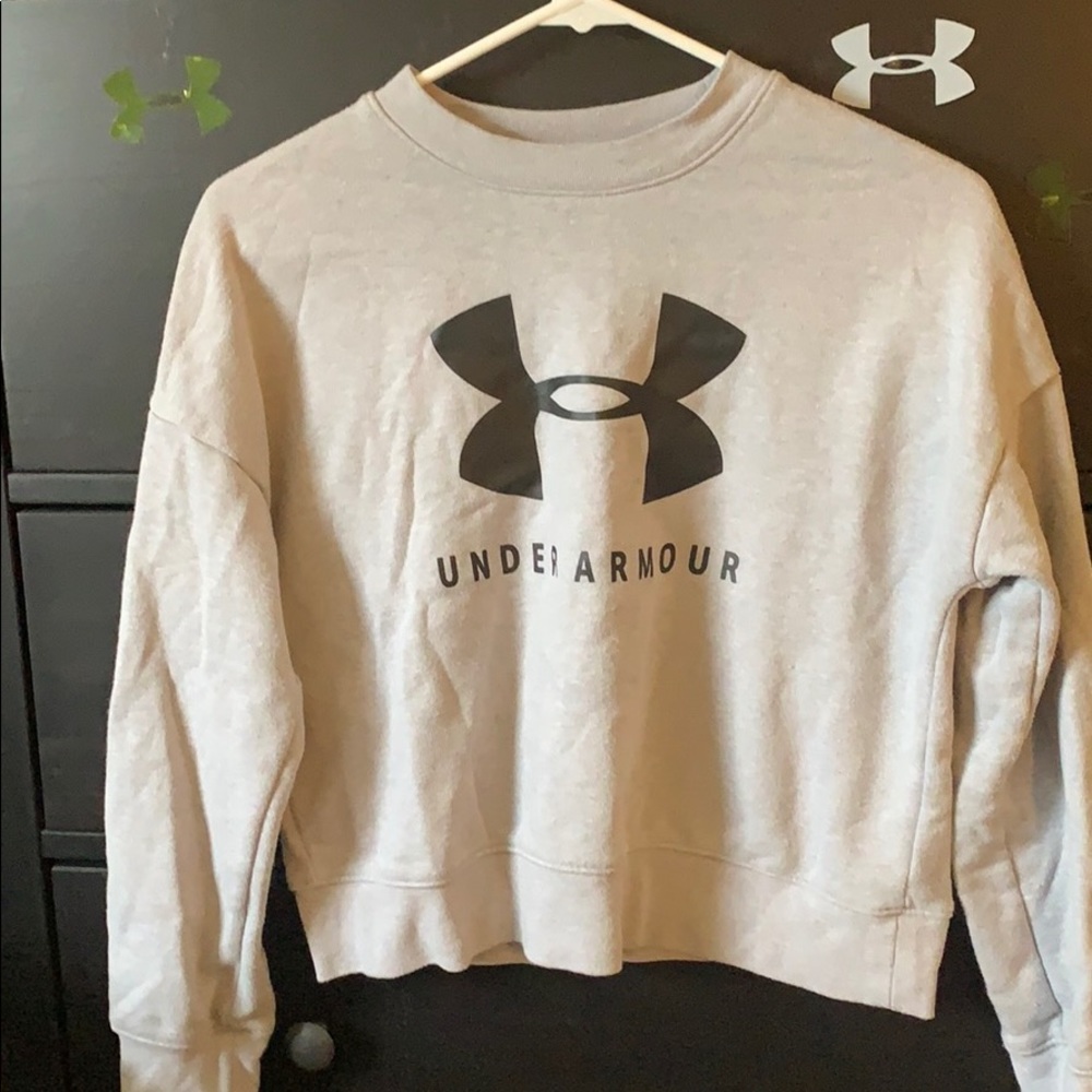 Under armor crop sweatshirt